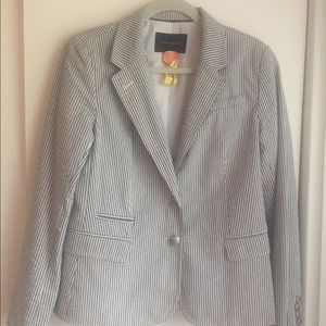 Banana Republic light blue seersucker blazer